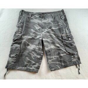 Steve Jeans Gray Scale Camo Cargo Size 38 Shorts